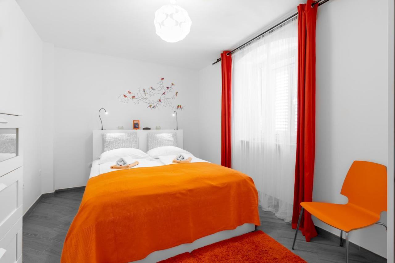 Apartments Punat Downtown Buitenkant foto